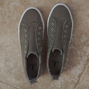 Corkys Brown Canvas Footwear